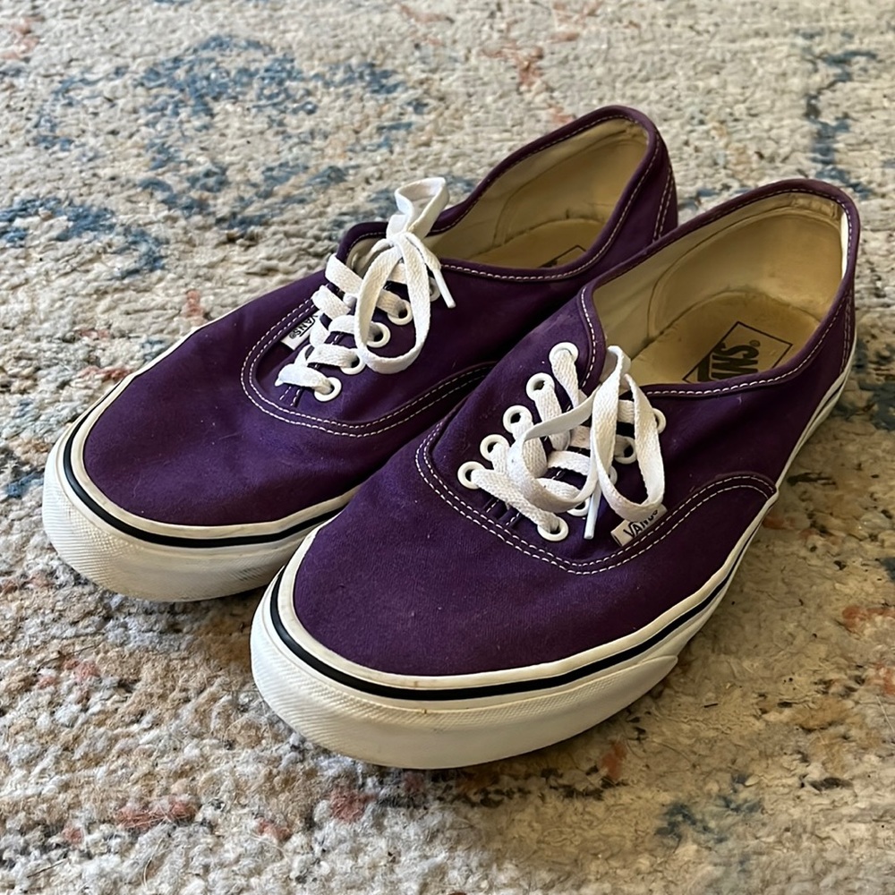 Vans Authentic purple